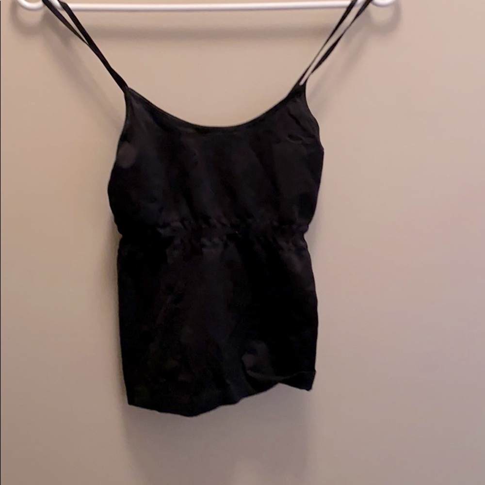 A tank top.